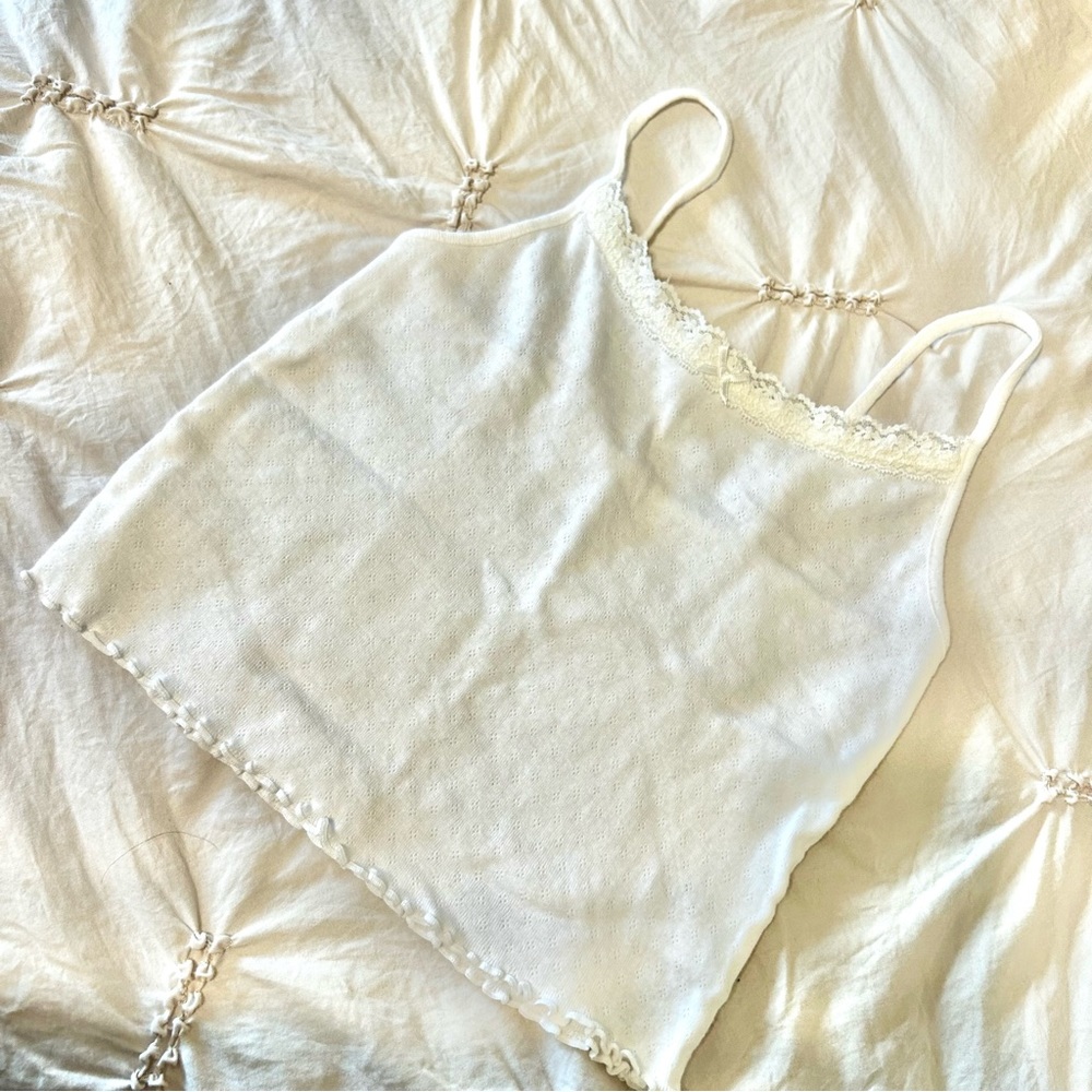 💲American Eagle eyelit lace tank top